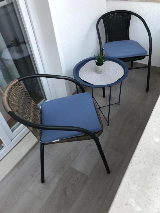 Andys Rooms Hotel Tirana Exterior foto